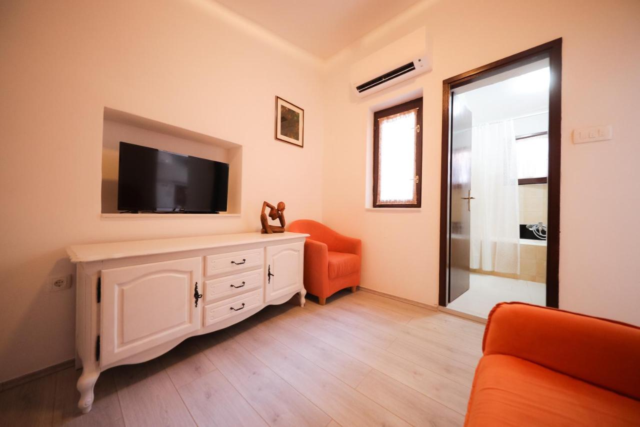 Two Bedroom Apartment In The Old Town Marija 자다르 외부 사진