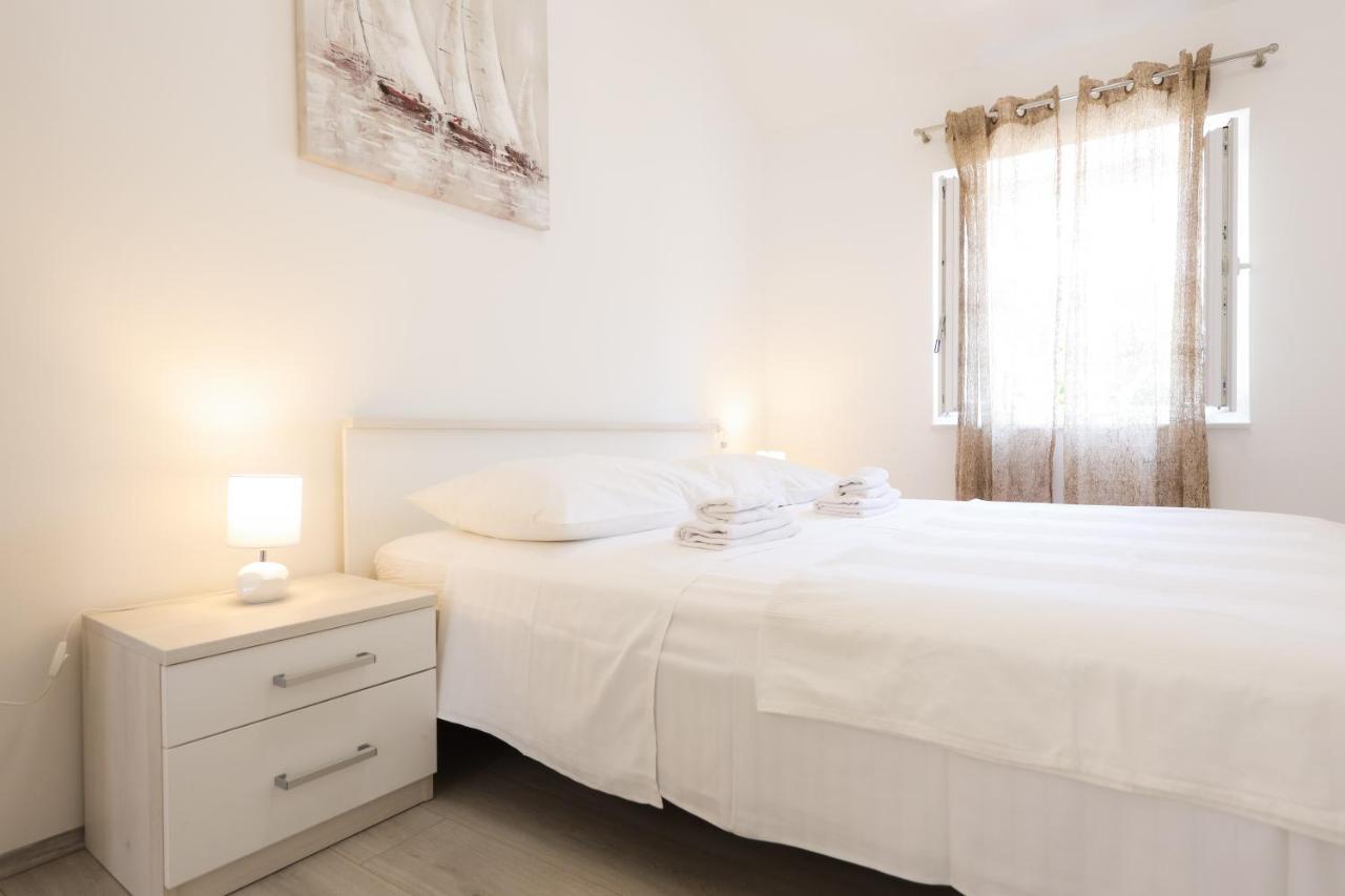 Two Bedroom Apartment In The Old Town Marija 자다르 외부 사진