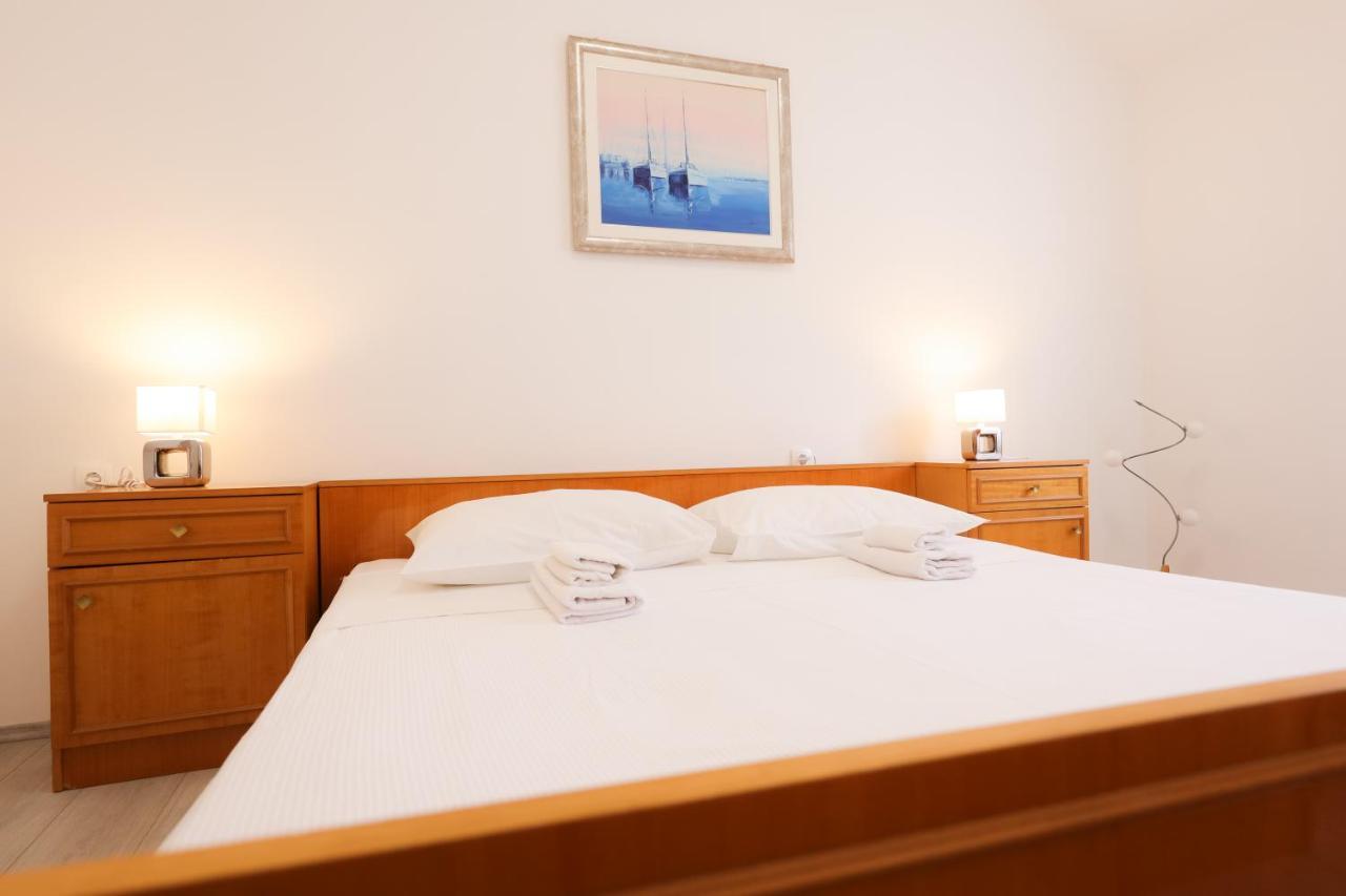 Two Bedroom Apartment In The Old Town Marija 자다르 외부 사진