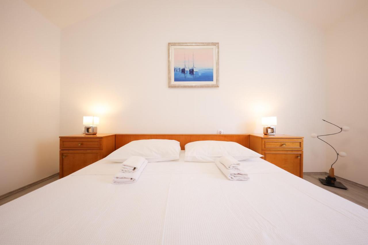 Two Bedroom Apartment In The Old Town Marija 자다르 외부 사진